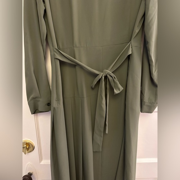 *TopShop* hip olive asymmetrical work dress - Picture 6 of 9